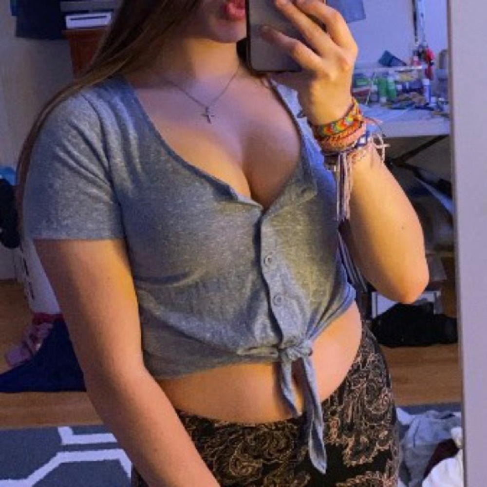 Short sleeve blue tie up cropped shirt